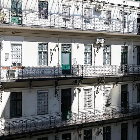 E51 Boutique Apartmán *