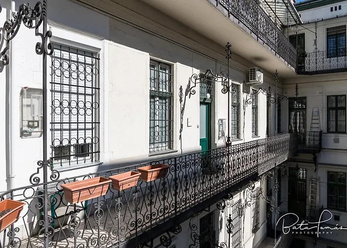 E51 Boutique Apartament *